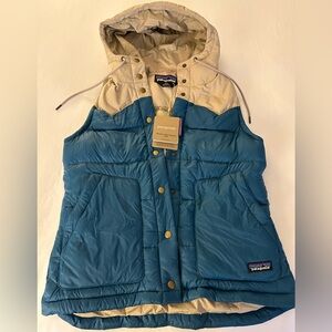 Patagonia Women’s Bivy Hooded Vest; Wavy Blue; Small